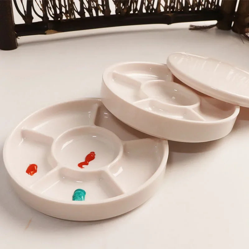 Porcelain Round Palette with Lid