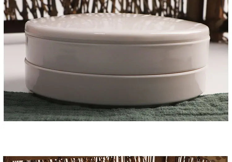 Porcelain Round Palette with Lid